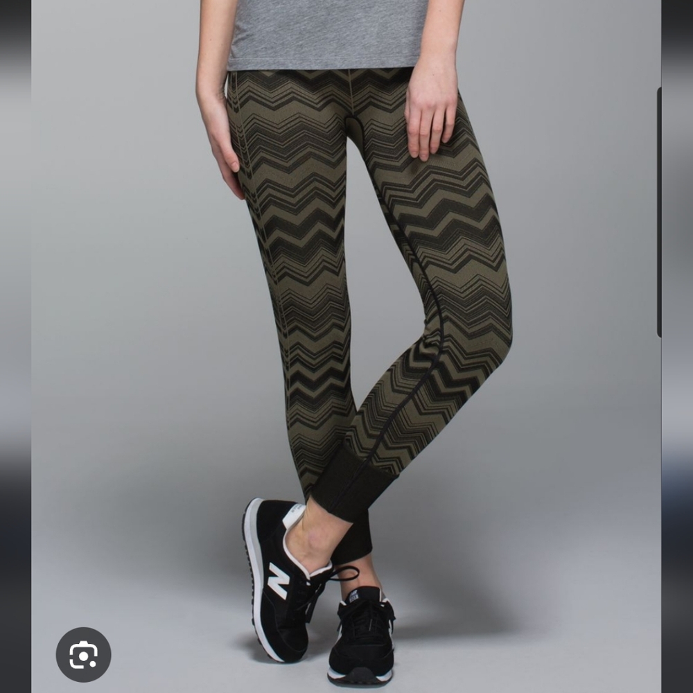 Lululemon Ebb To Street Chevron Legging